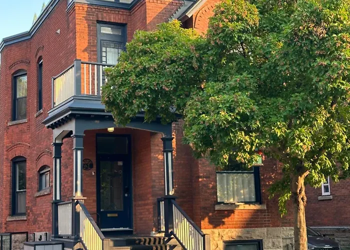 The Century House Bed And Breakfast Ottawa